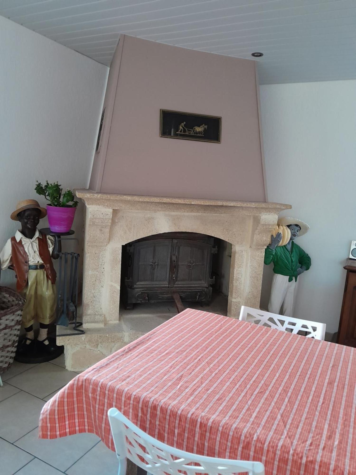 Chambres D Hotes Au P'Tit Bonheur Campagnard Jarnosse 外观 照片